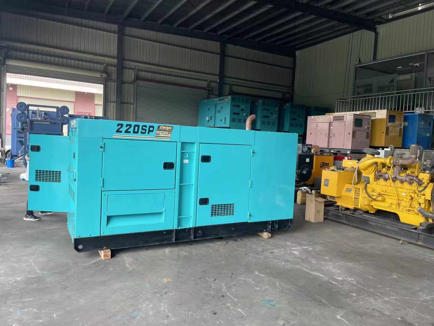 凉山800kW 柴油发电机的输出电流波动范围是多少？