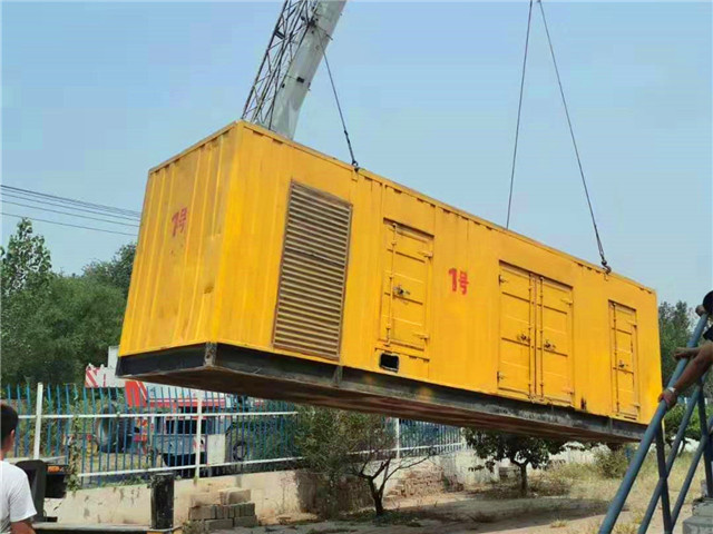 凉山300KW柴油发电机组油耗是多少?